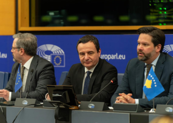 Takimi i 18 marsit në Ohër, temë diskutimi mes Kurtit dhe deputetëve evropianë