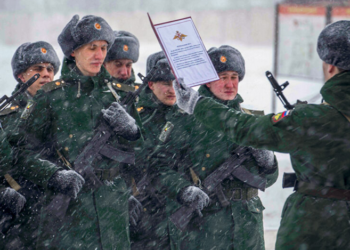 Rusia planifikon të rekrutojë 400,000 ushtarë