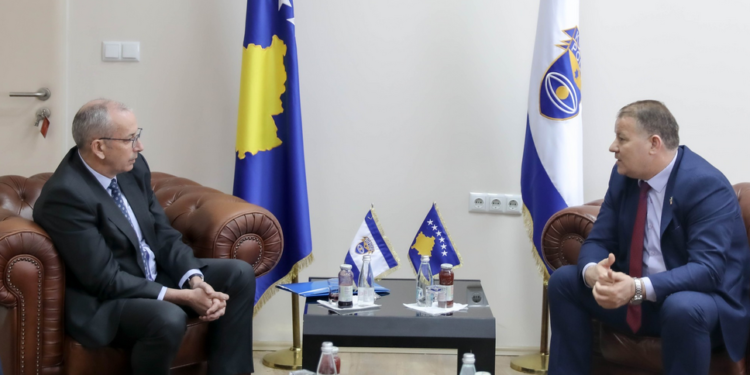 Hoxha takohet me ambasadorin e OSBE-së, zotohen për bashkëpunim