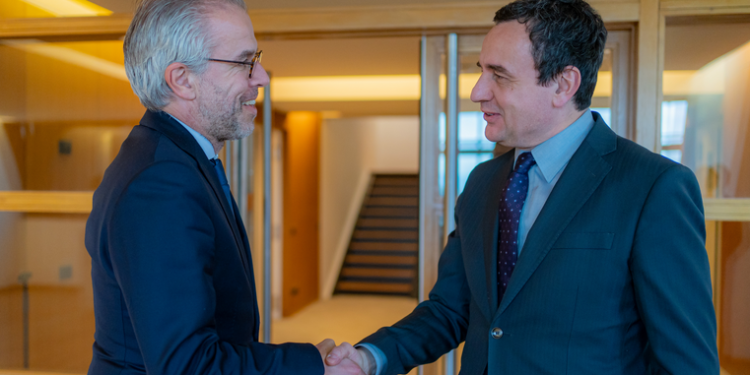 Reuten: Qytetarëve të Kosovës t’iu jepet perspektiva evropiane