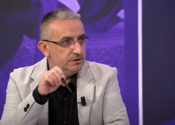 Gashi thotë se Vuçiq dëshiron ta prezantojë Asociacionin si fitore të tij në Serbi