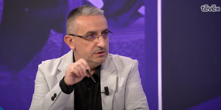 Gashi thotë se Vuçiq dëshiron ta prezantojë Asociacionin si fitore të tij në Serbi