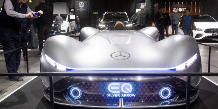 Mercedes do të investojë miliarda dollarë në fabrikat e automjeteve elektronike