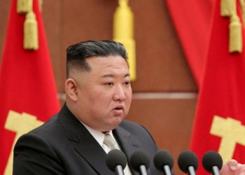 Koreja e Veriut thotë se simuloi një kundërsulm bërthamor