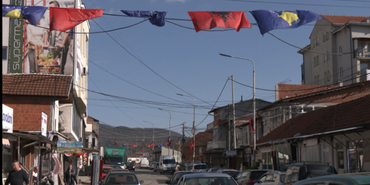 Takimi në Ohër, shqiptarët e veriut presin paqe