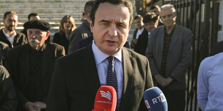 Kurti: Preokupimet kryesore, hapja e arkivave në Beograd, zbulimi i varrezave masive