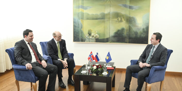 Kurti takohet me emisarët e Sllovenisë dhe Norvegjisë, flasim për takimin e Ohrit