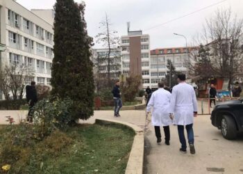 Ia merr mbi 9500 Euro për ta punësuar në Spitalin e Prizrenit, kërkohet dënimi ndaj E.L.
