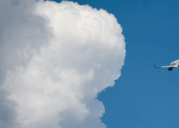 Avionët nga Kosova do të fluturojnë “së shpejti” përmes Shqipërisë