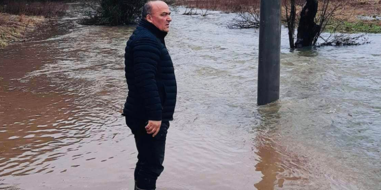 Bulliqi pas reshjeve të shiut në Podujevë: Situata është e menaxhueshme