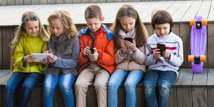 ​Fëmijët nuk do të mund të përdorin rrjetet sociale pa lejen e prindërve në Utah