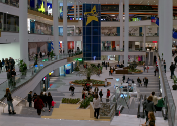 Hapja e madhe e Prishtina Mall rrit aktivitetin ekonomik dhe sjell turma të mëdha në Kosovë