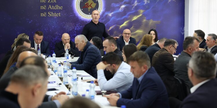 Haradinaj: Kushdo që e kundërshton propozimin evropian i bën dëm vendit