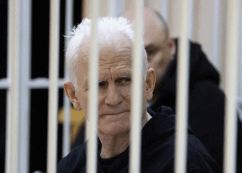 Fituesi i Nobelit për Paqe dënohet me 10 vjet burg në Bjellorusi