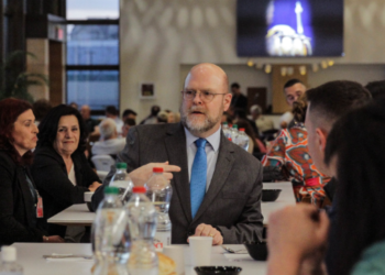 Hovenier: Kosova kampione e lirive fetare, sikur SHBA-ja