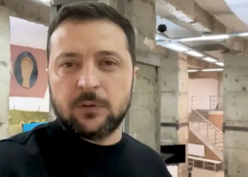 Zelensky uron Ramazanin: Le të na ndihmojë lutja ndaj të pafeve rusë