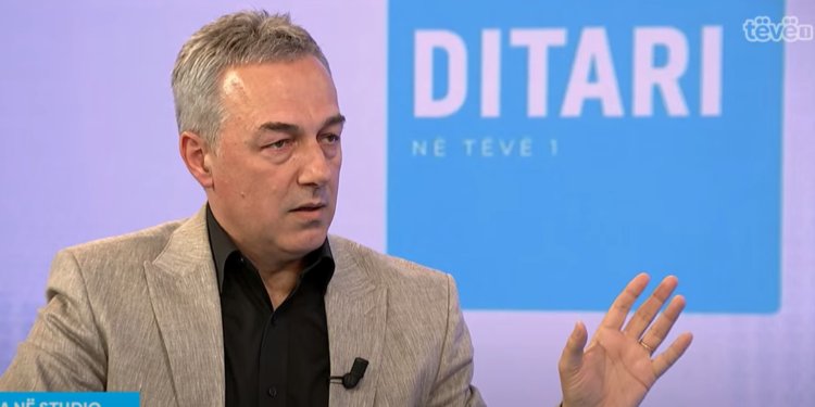 Abdullahu thotë se si pasojë e mosbashkëpunimit të Kurtit me ShBA-në erdhi marrëveshja e dëmshme