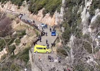 Po ndizte qiri në Kishën e Laçit, gruaja rrëzohet nga lartësia dhe humb jetën