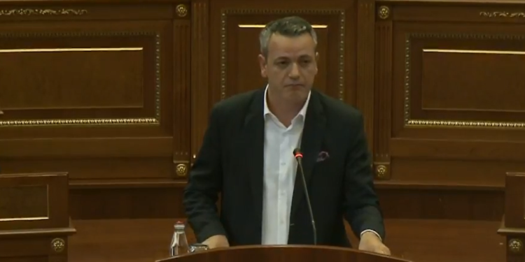 Gashi: Kurti i ka humbur Kosovës një dekadë  