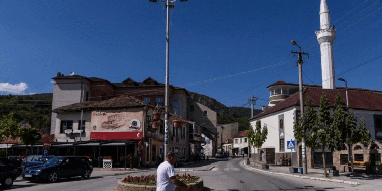 Nostrifikimi i diplomave dhe siguria – probleme të shqiptarëve në Serbi dhe të serbëve në Kosovë