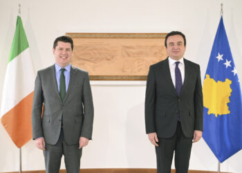 Kurti takohet me ambasadorin irlandez, diskutojnë për marrëveshjen me Serbinë