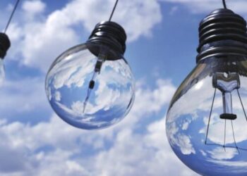 Shkencëtarët zbulojnë se si të krijojnë energji elektrike nga “ajri”