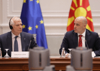 Borrell: Ndryshimet kushtetuese i hapin rrugë anëtarësimit të Shkupit në BE