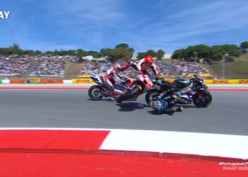 Maruqez bën çmendurinë në Portugali, përplas dhe nxjerr jashtë garës pilotin e Aprilas