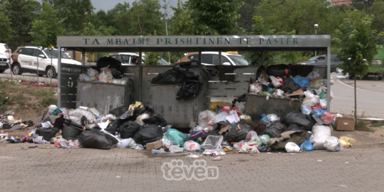 Komuna ua rrit pagën 70 euro, “Pastrimi” ndërpret grevën