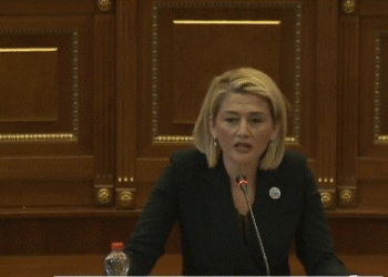 Kusari-Lila: Serbia e njeh Kosovën kur përmendet ideja e shkëmbimit të territoreve