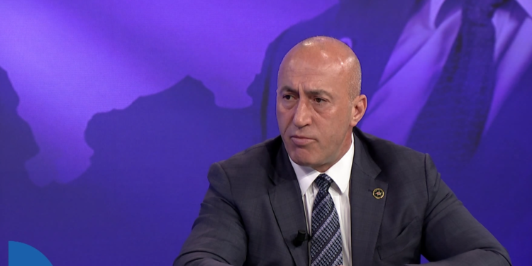 Haradinaj: Kurtit ka me ia hëngër kryet lakmia për pushtet