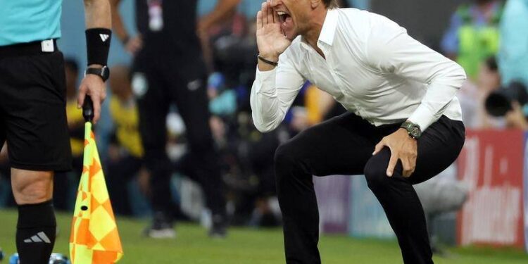 Mposhti Argjentinën në Botëror, tërhiqet trajneri i kombëtares