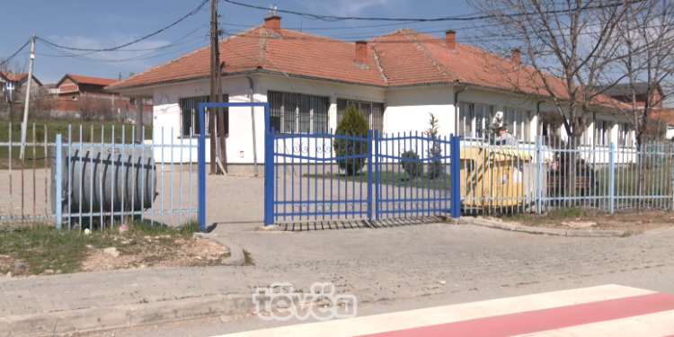 Shkolla në Shkabaj në kushte jo të mira, kërkohet objekt i ri