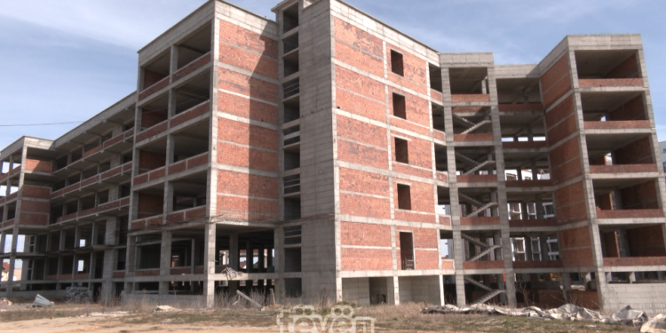 Ndërtimi i spitalit rajonal të Ferizajt pritet të përfundohet brenda 2-3 vitesh