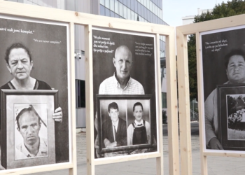 Familjarë të personave të pagjetur shprehin pakënaqësi e kritika për planin evropian