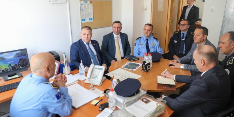 Drejtori i ri i Policisë vizitën e parë brenda institucionit e bën në Mitrovicë të Veriut