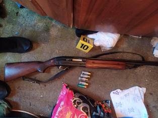 I gjendet sasi e konsiderueshme e armatimit në shtëpi, arrestohet një person në Zubin Potok