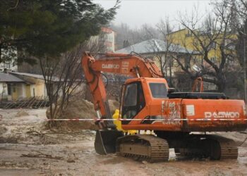 Turqi, një i vdekur dhe disa të zhdukur nga përmbytjet