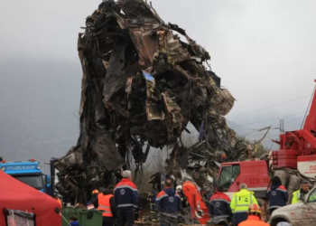 Shkon në 57 numri i të vdekurve nga përplasja e trenave në Greqi