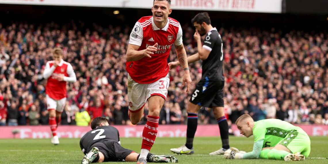 Xhaka shënon në fitoren e Arsenalit