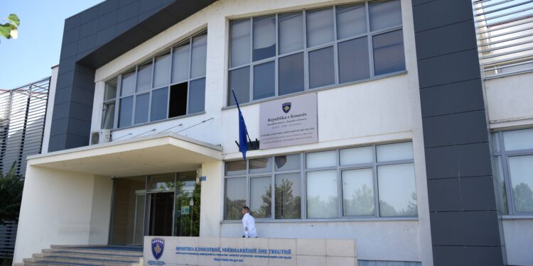 Qytetarëve që iu bë shkelje në pagesat për viza gjermane do të rimbursohen