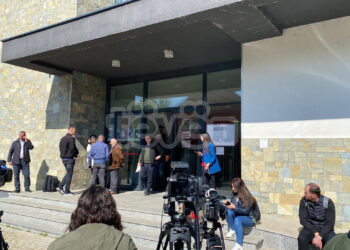 45 qytetarë votuan në dy orët e para te Komuna e re në Mitrovicën e Veriut