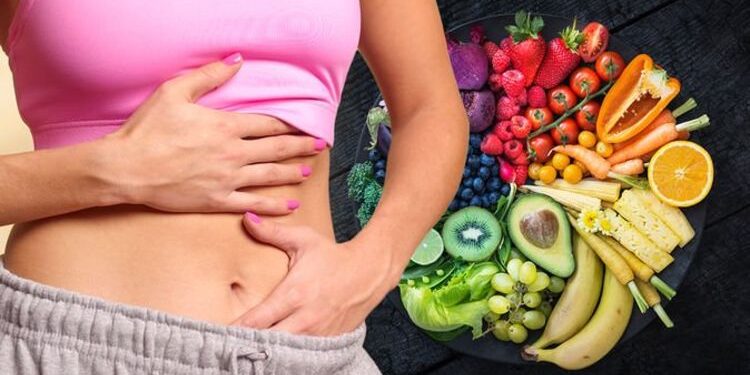 Pesë ushqimet dhe pijet që duhet të shmangni për të ndaluar fryrjen