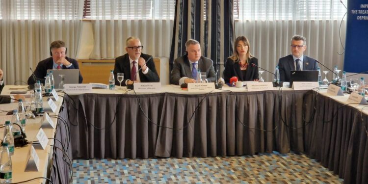 Haxhiu e Vitia thonë se po punojnë për trajtimin e të burgosurve me probleme shëndetësore