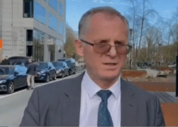 Bislimi: Pas djegies së veturave nuk pati regjistrime të reja, marrëveshja për targat nuk negociohet