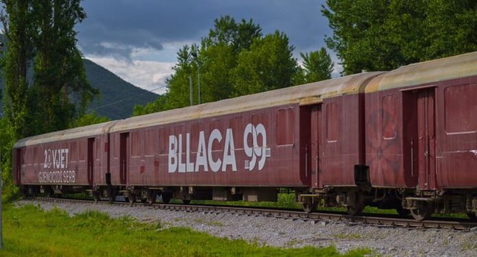 Mbahet manifestimi përkujtimor “Eksodi Bllaca 99”