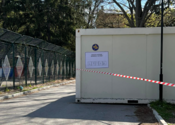 Në qendrën më të madhe në Zveçan deri tani kanë votuar 4 qytetarë