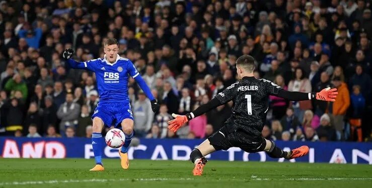 Leicesteri nxjerr një pikë të madhe në udhëtim