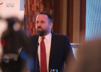 Arrestimi i drejtorit të KEK-ut, Rukiqi: Paralajmërim i korrupsionit të Qeverisë Kurti