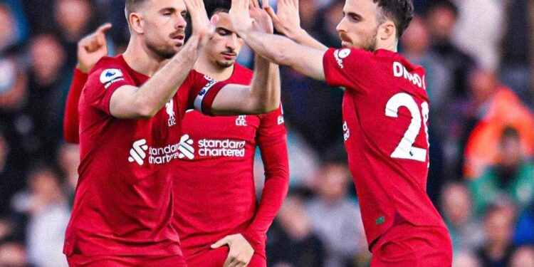 Liverpool u kthehet fitoreve, demolon Leeds United